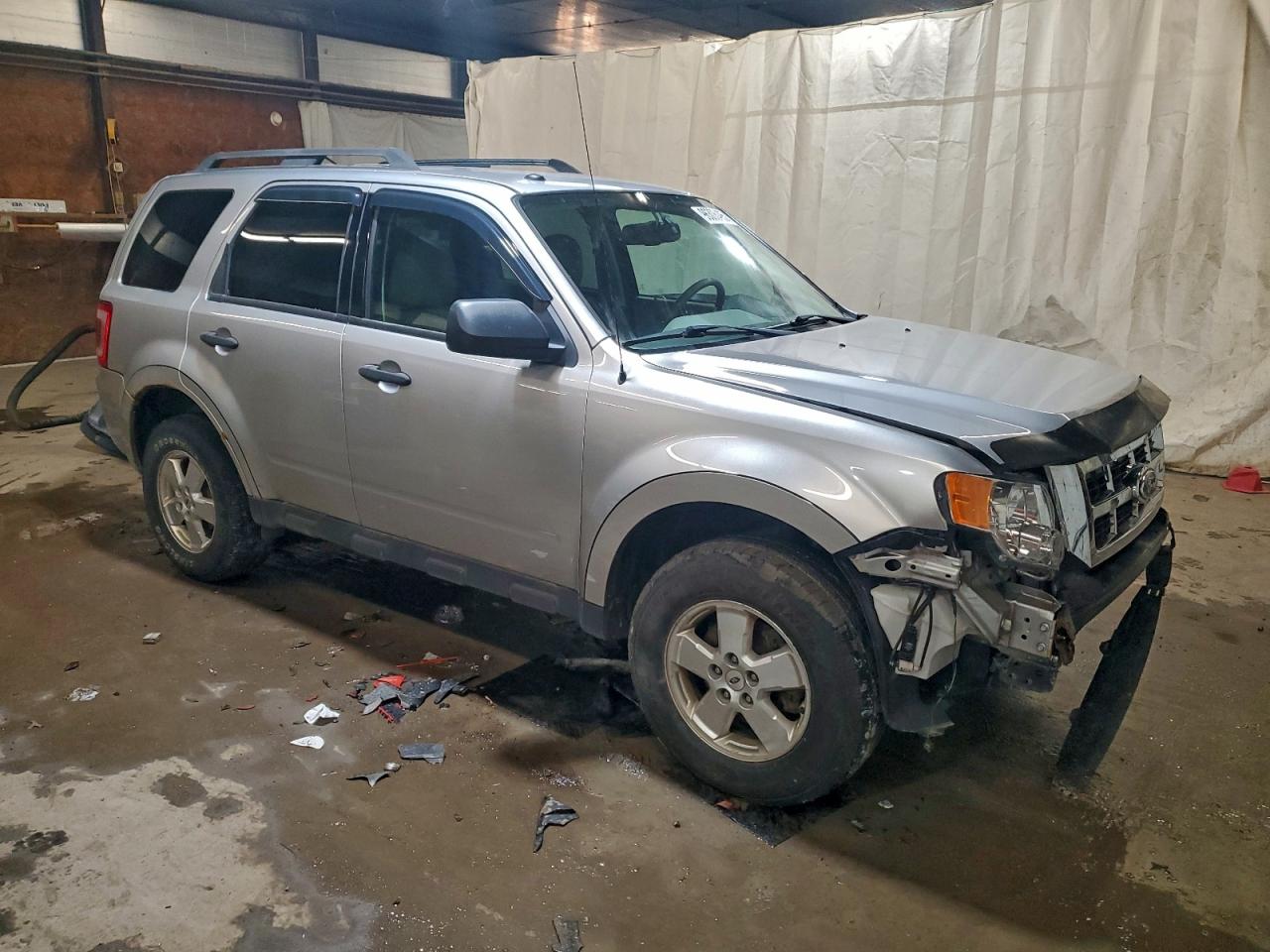 2012 FORD ESCAPE XLT photo 4