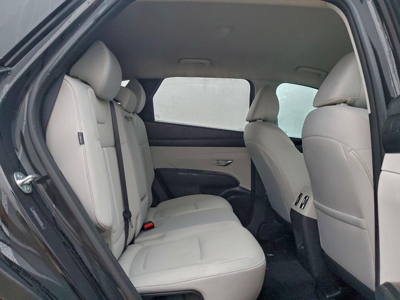 2025 HYUNDAI TUCSON SEL photo 11