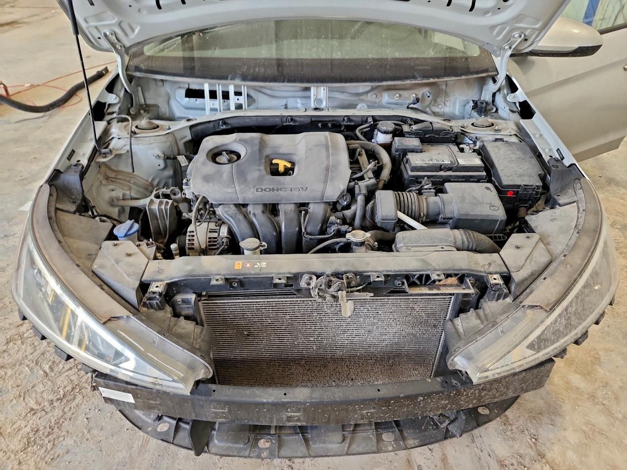 2020 HYUNDAI ELANTRA SE photo 11