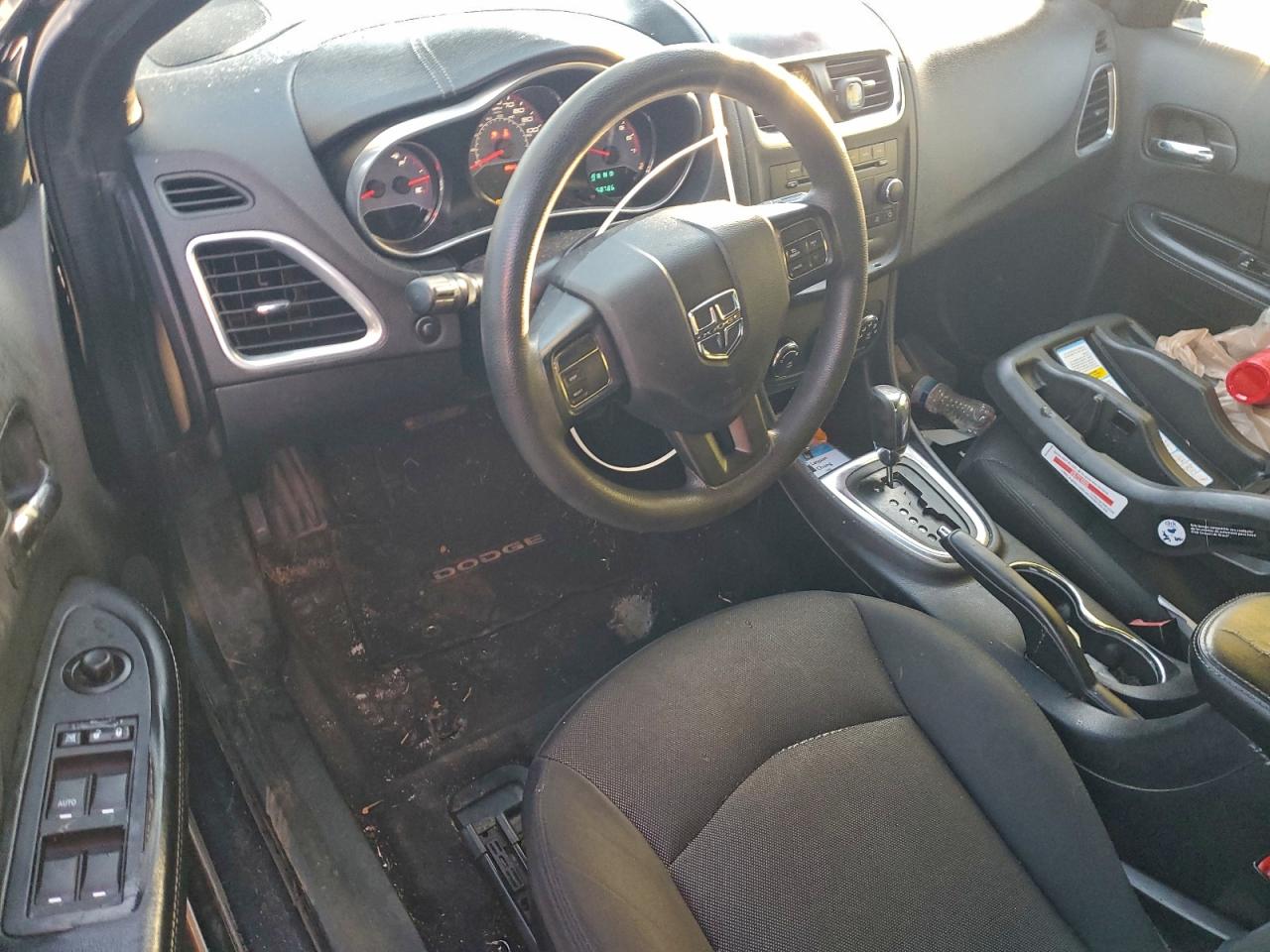 2014 DODGE AVENGER SE photo 8