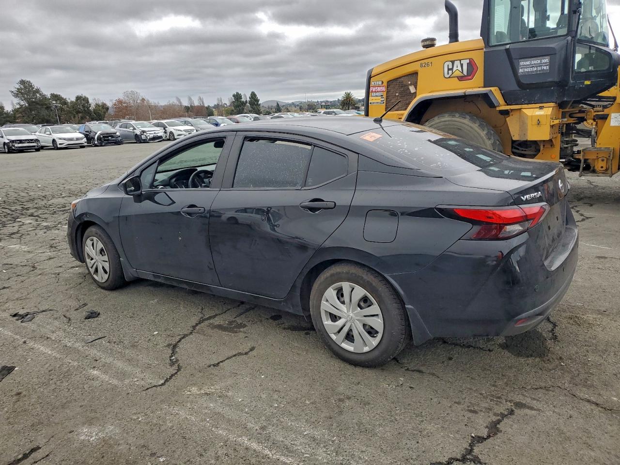2020 NISSAN VERSA S photo 2