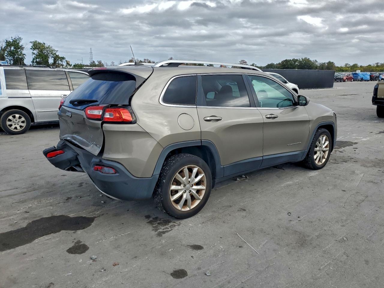 2017 JEEP CHEROKEE LIMITED photo 3