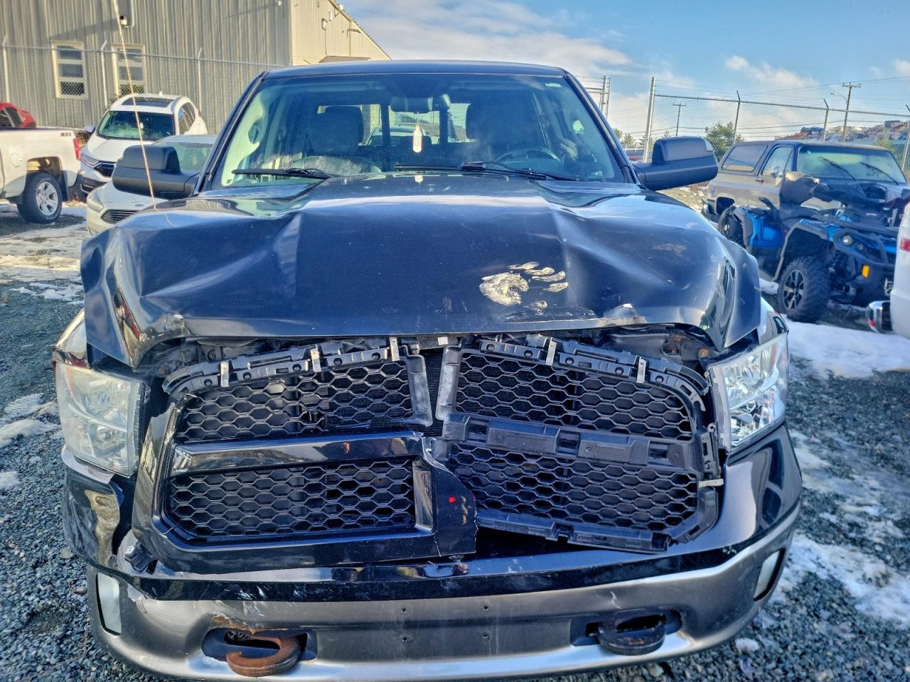 2013 RAM 1500 SLT photo 5