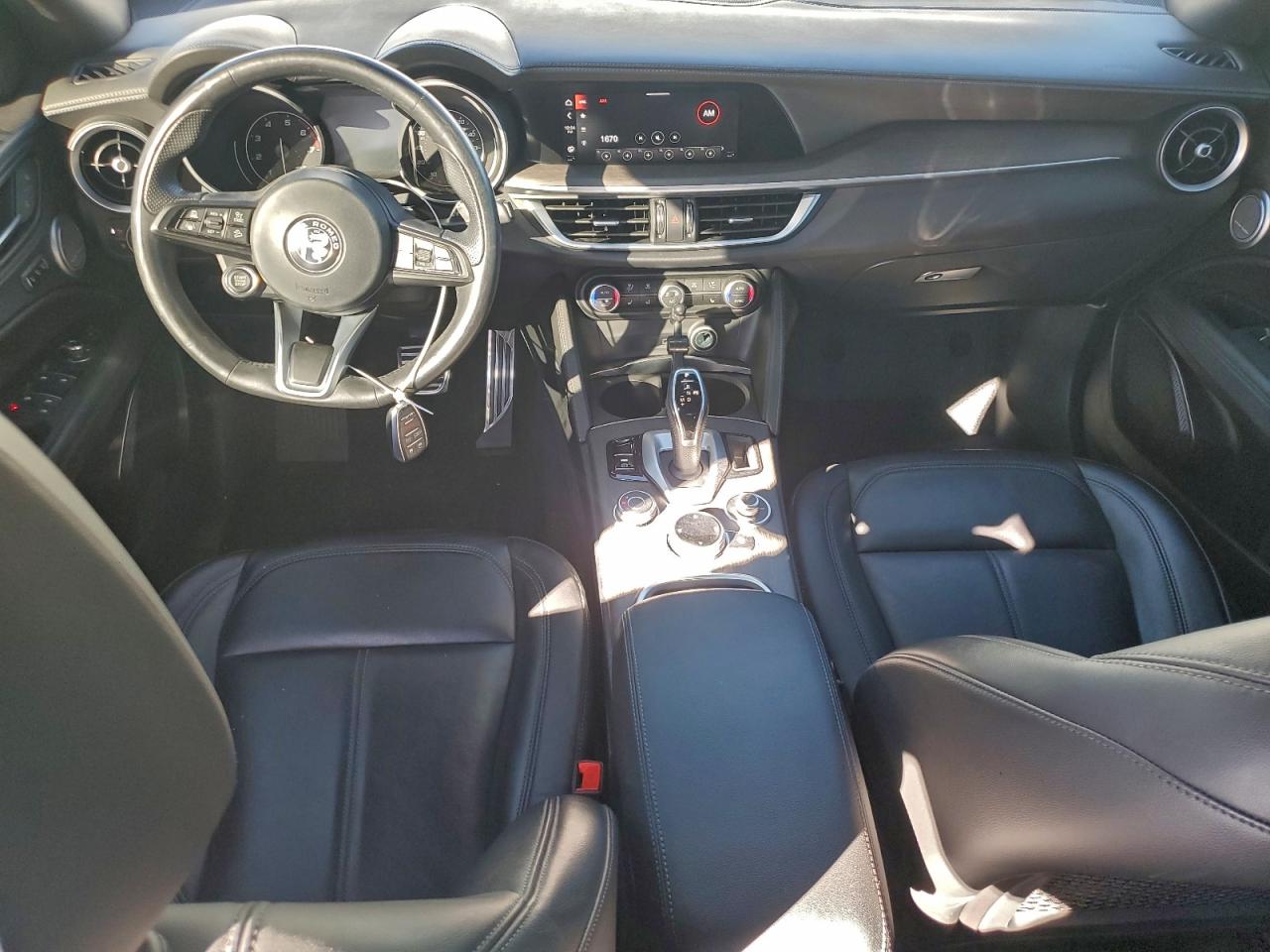 2022 ALFA ROMEO STELVIO TI photo 8