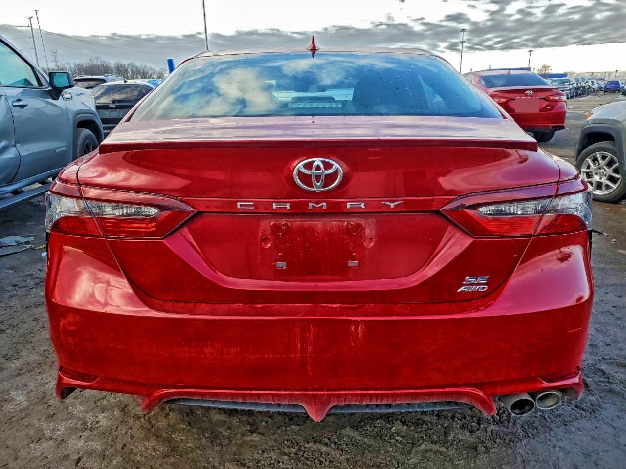 2022 TOYOTA CAMRY SE photo 6