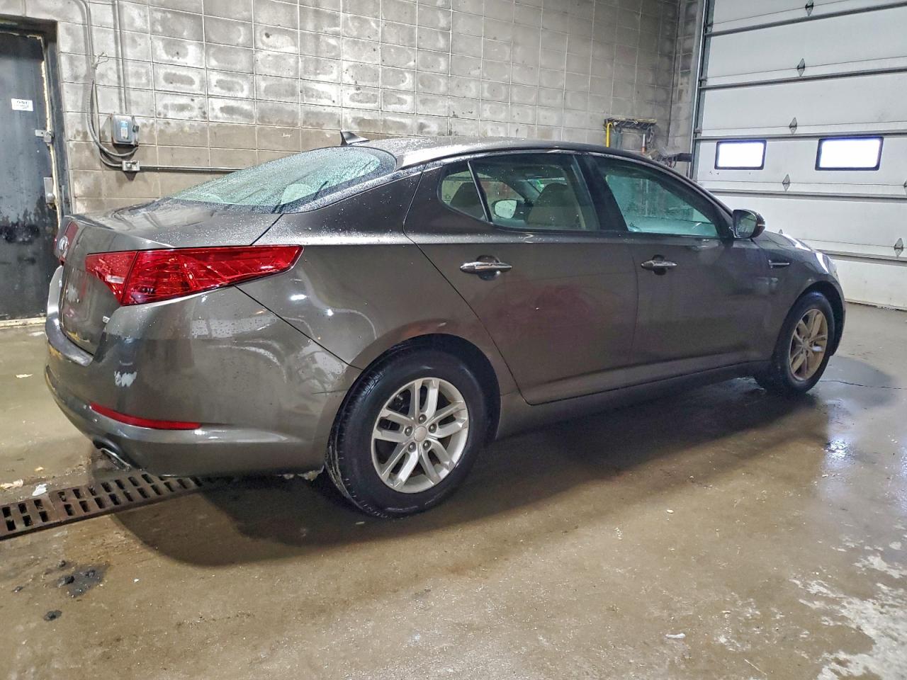 2013 KIA OPTIMA LX photo 3