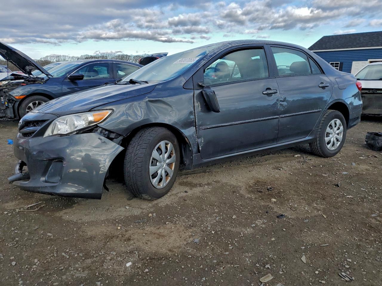 2011 TOYOTA COROLLA