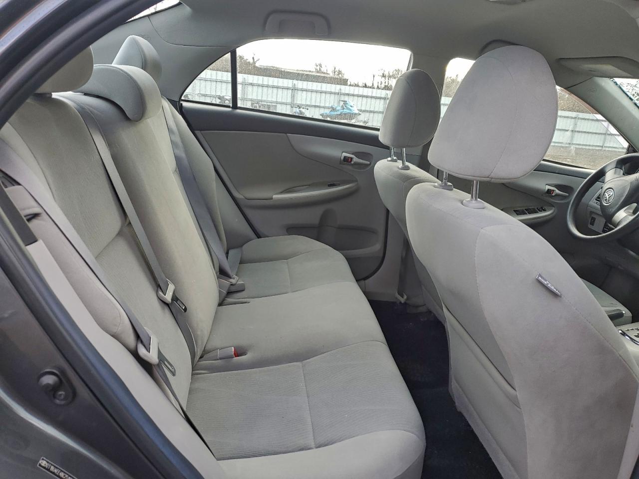 2011 TOYOTA COROLLA BASE photo 10