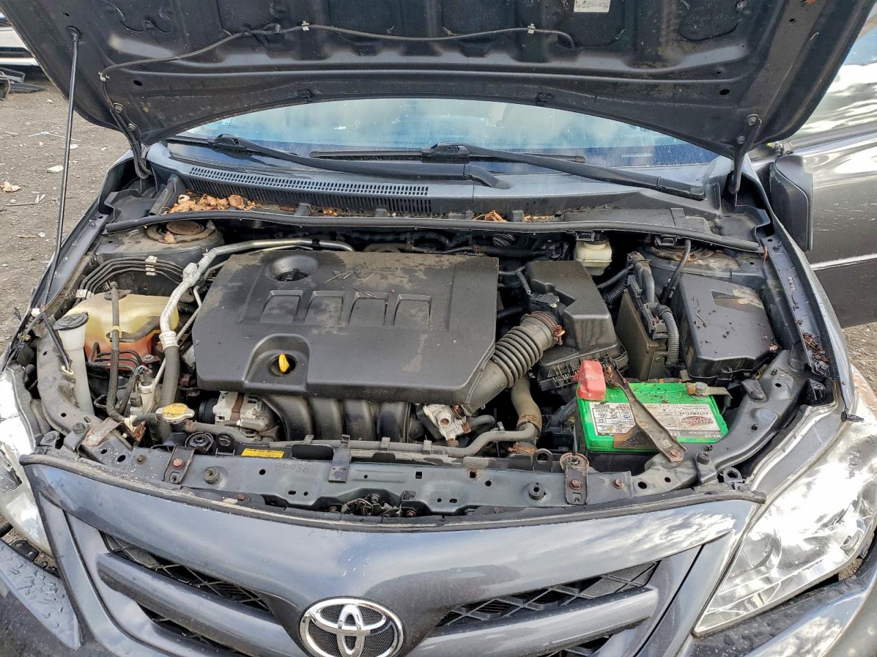2011 TOYOTA COROLLA BASE photo 11