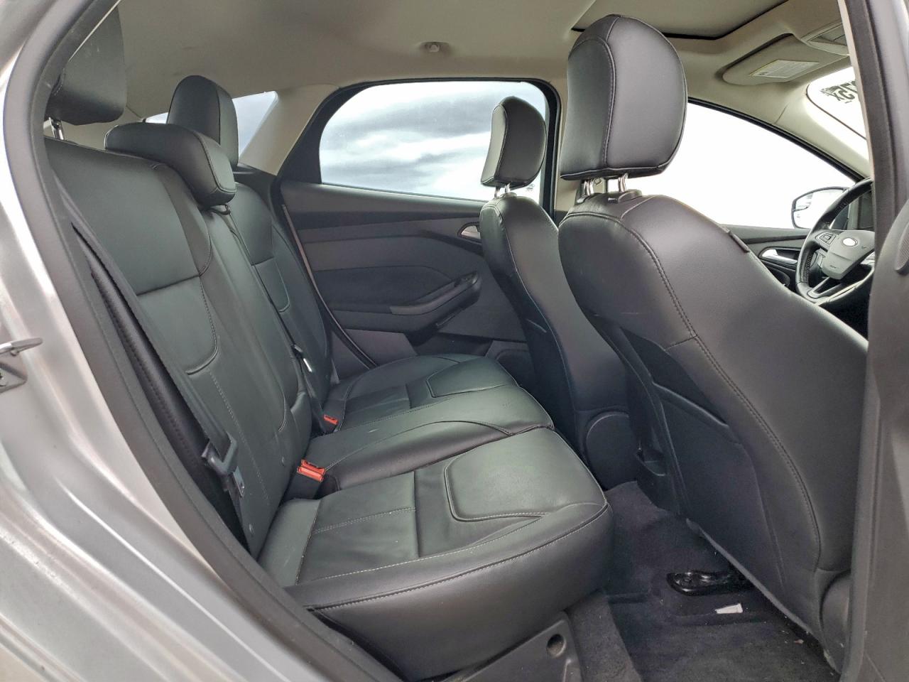 2018 FORD FOCUS TITANIUM photo 10
