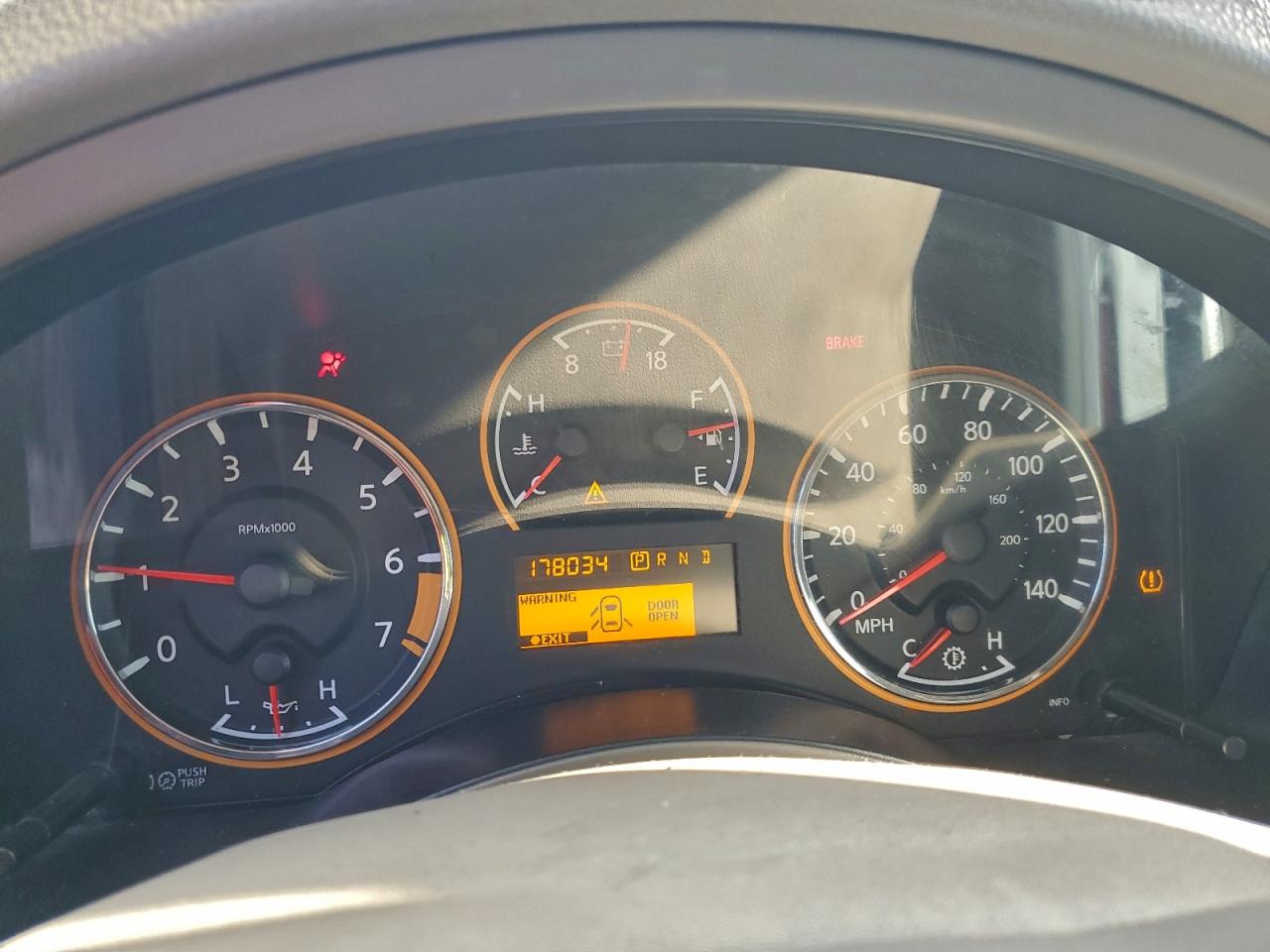 2012 NISSAN ARMADA SV photo 9
