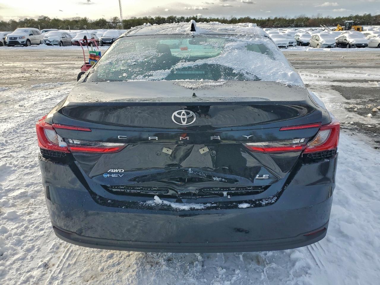 2025 TOYOTA CAMRY XSE photo 6