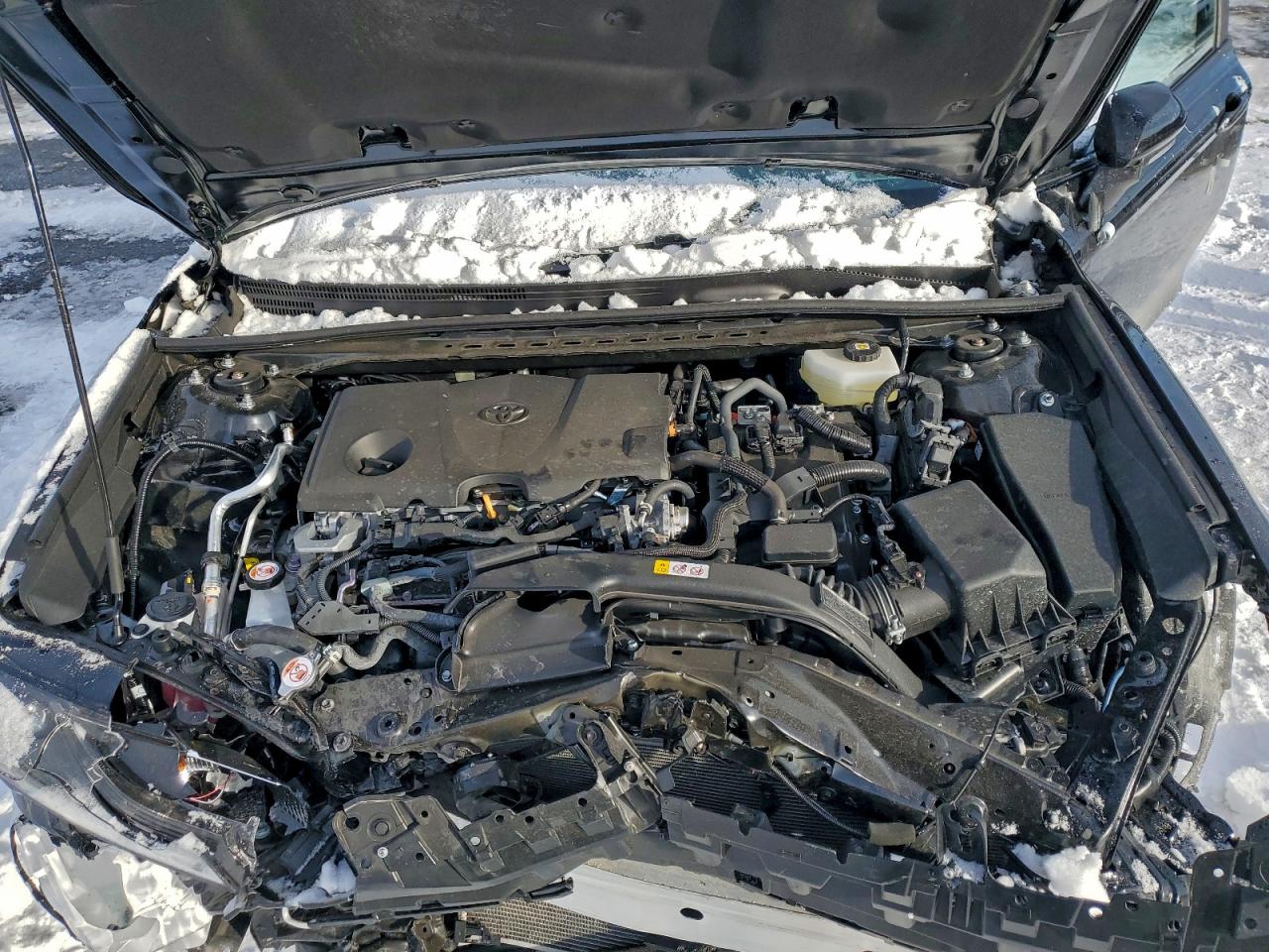 2025 TOYOTA CAMRY XSE photo 11