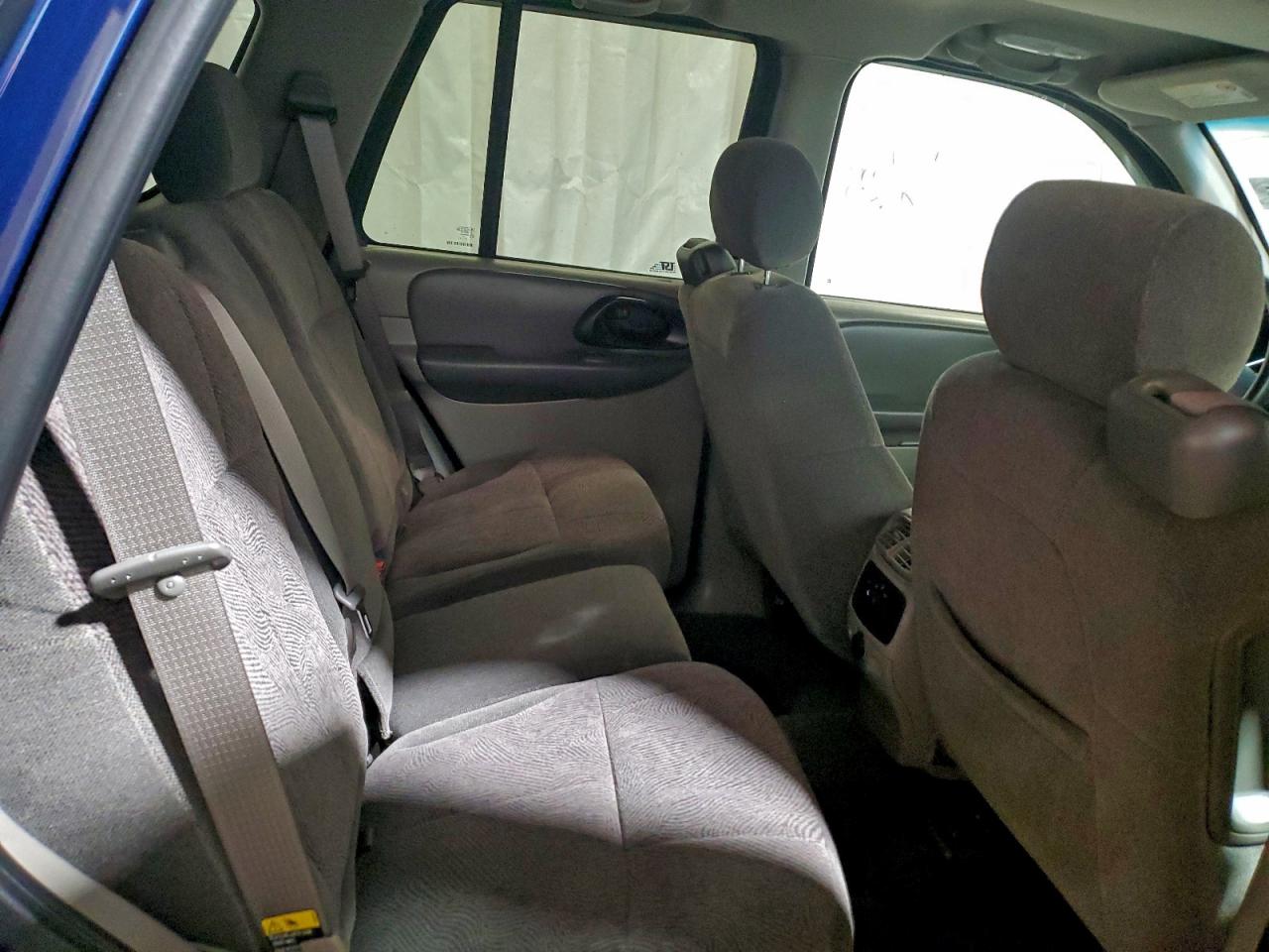 2004 CHEVROLET TRAILBLAZER LS photo 21