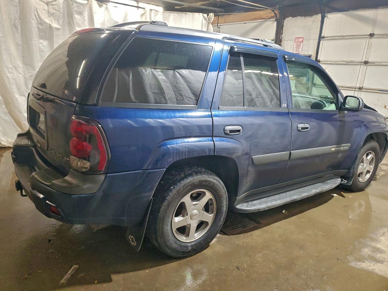 2004 CHEVROLET TRAILBLAZER LS photo 5