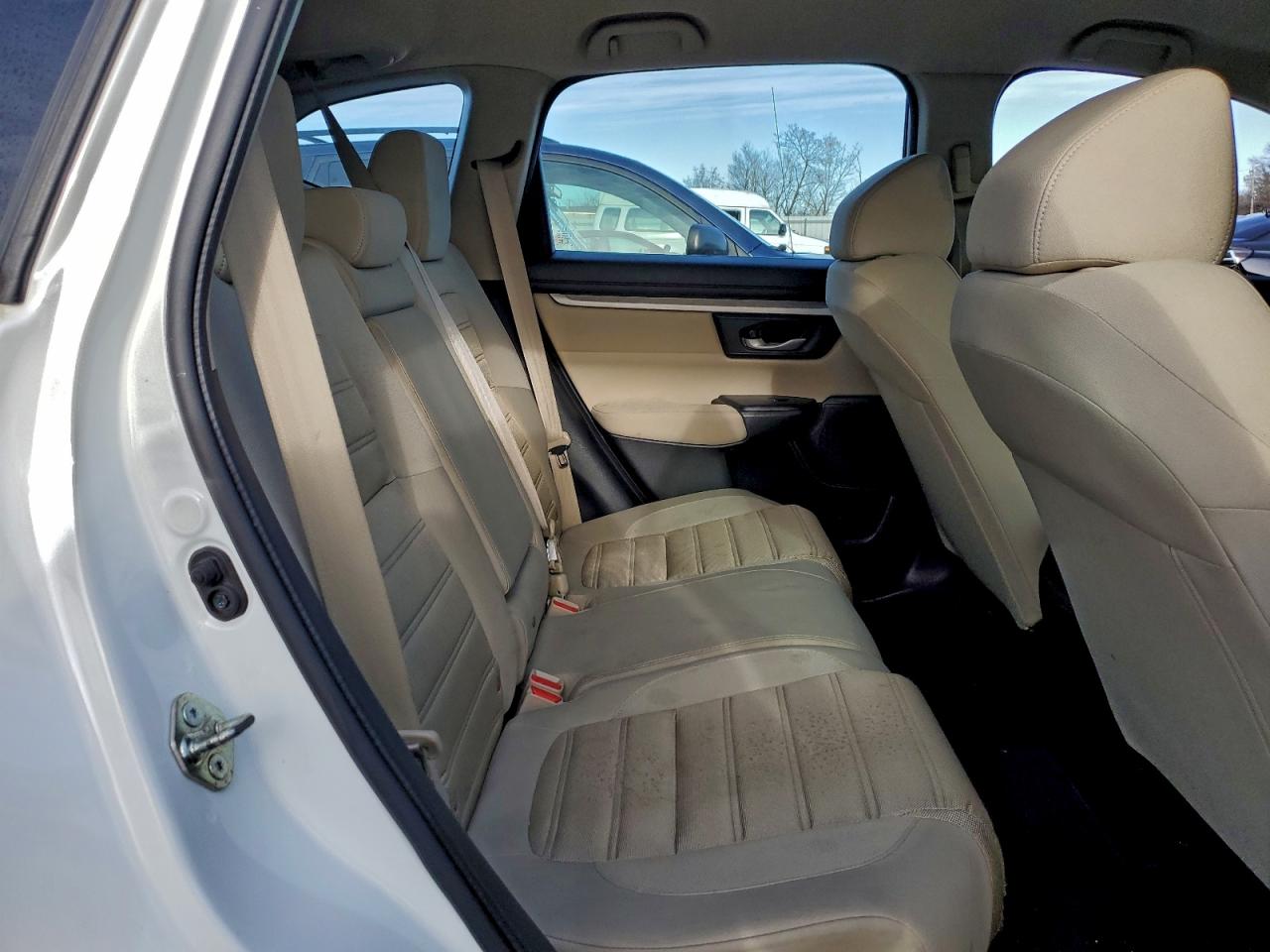 2017 HONDA CR-V LX photo 19