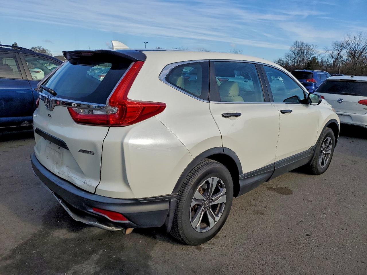 2017 HONDA CR-V LX photo 5