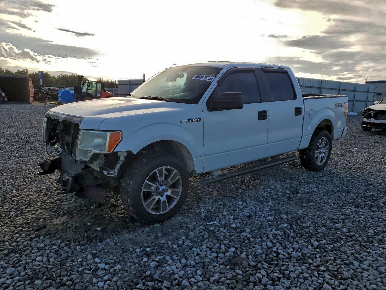 2014 FORD F150