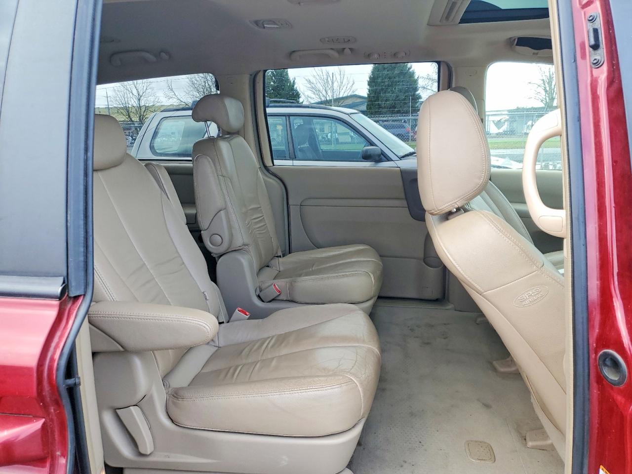 2006 KIA SEDONA EX photo 11