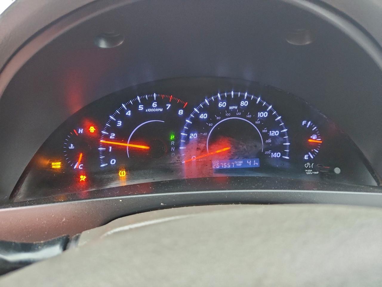2011 TOYOTA CAMRY BASE photo 9