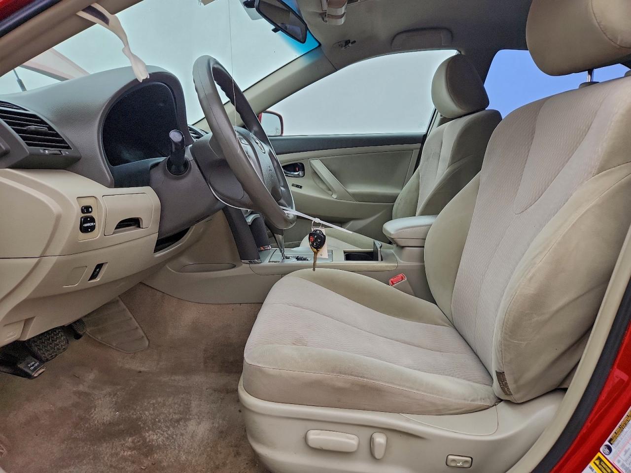 2011 TOYOTA CAMRY BASE photo 7