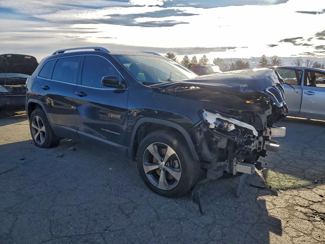 2021 JEEP CHEROKEE LIMITED photo 4
