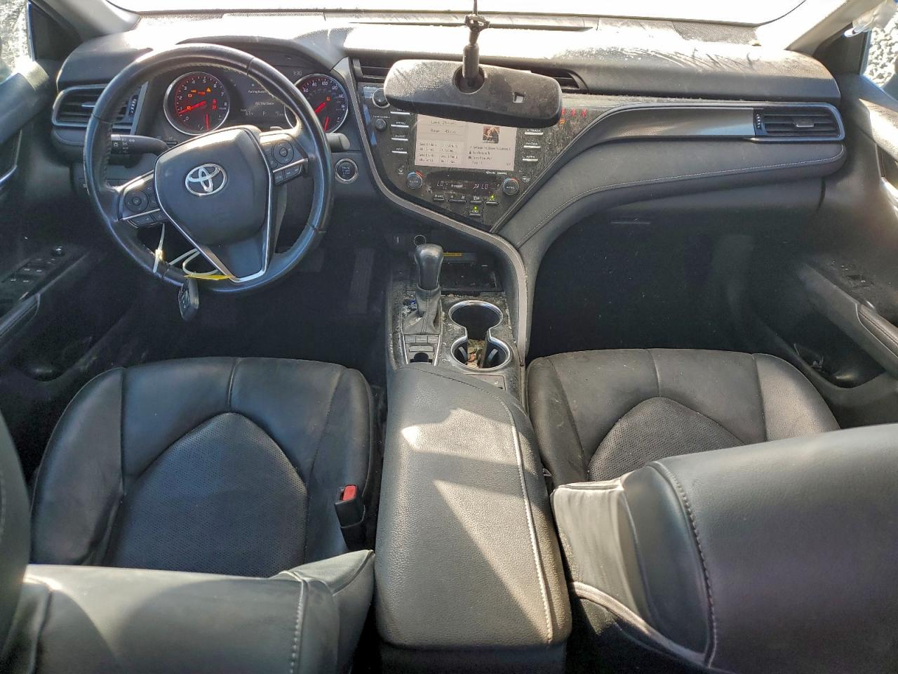 2020 TOYOTA CAMRY XSE photo 29
