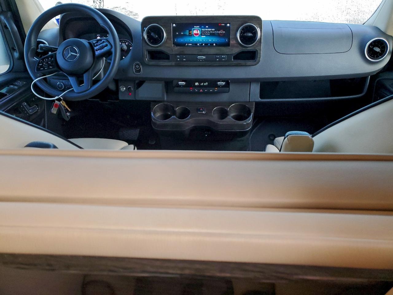 2022 MERCEDES-BENZ SPRINTER 3500 photo 8