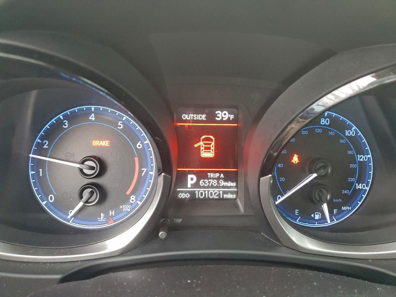 2014 TOYOTA COROLLA L photo 9
