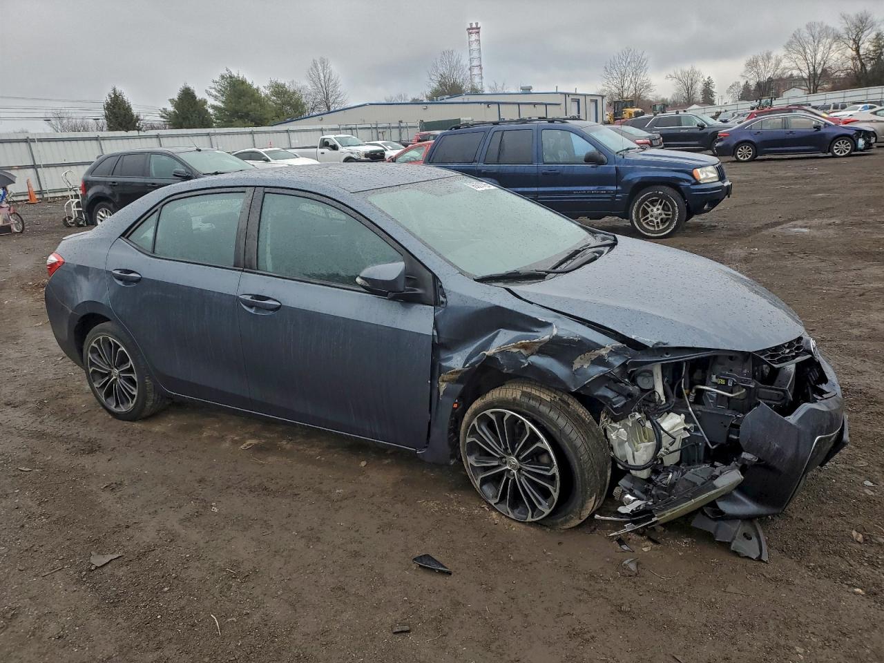 2014 TOYOTA COROLLA L photo 4