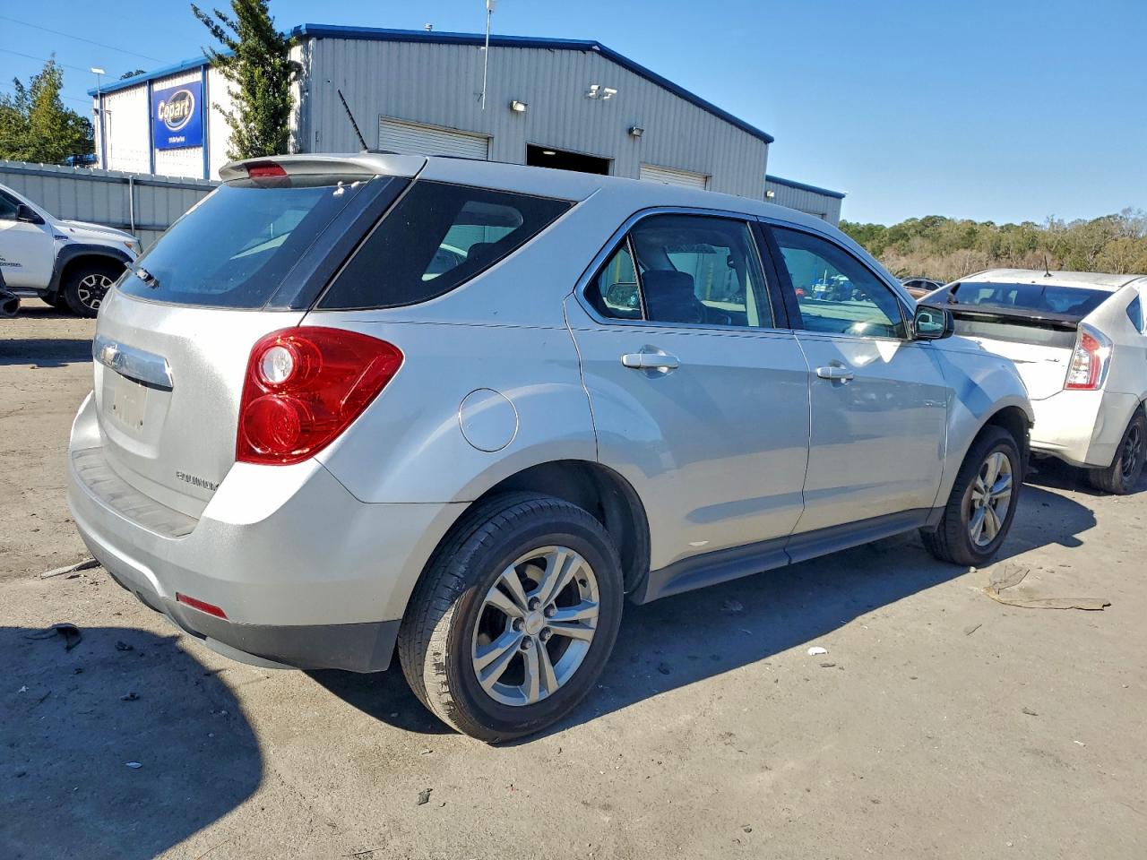 2015 CHEVROLET EQUINOX LS photo 3