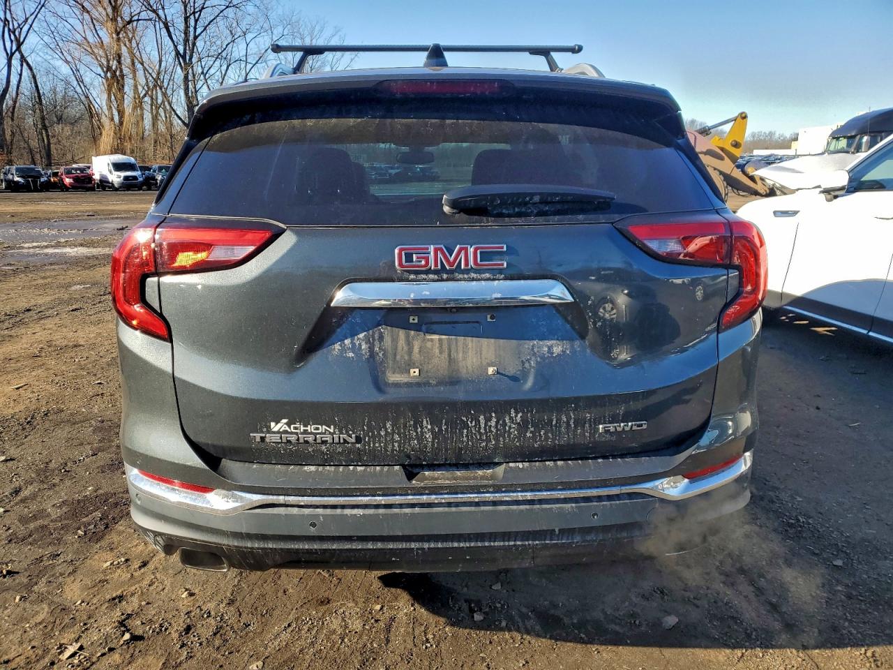 2018 GMC TERRAIN SLT photo 6