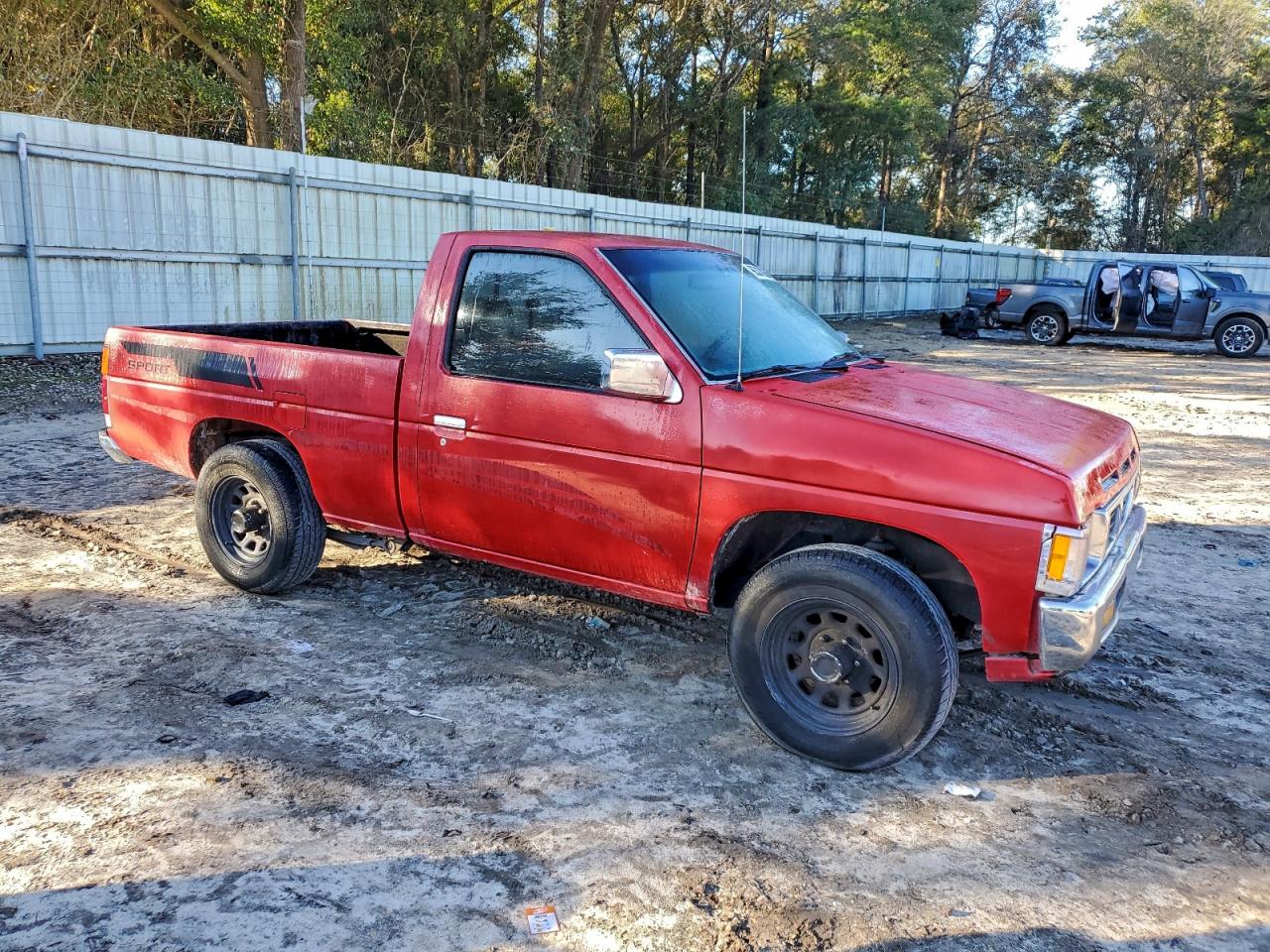 1995 NISSAN TRUCK E/XE photo 4