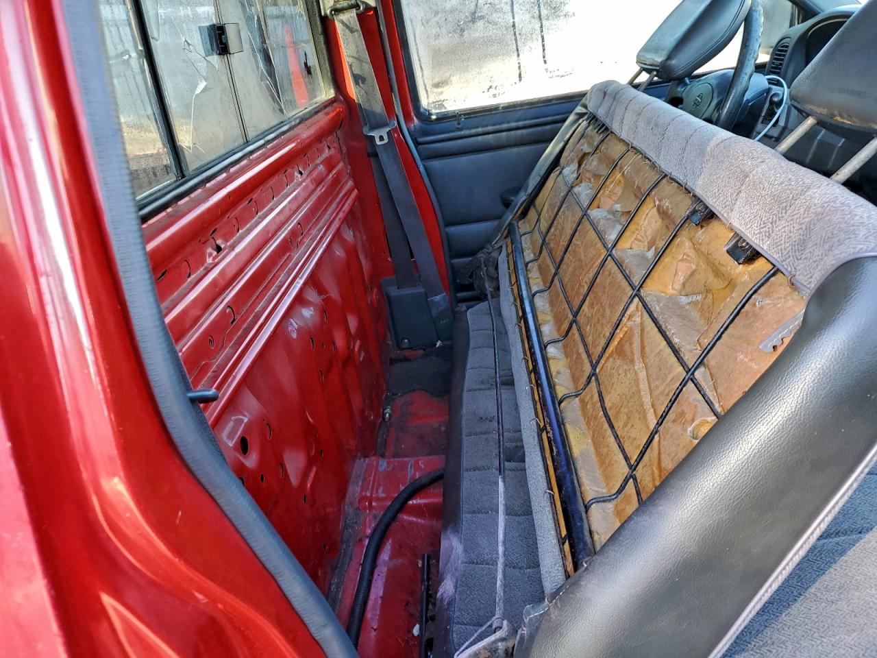 1995 NISSAN TRUCK E/XE photo 10