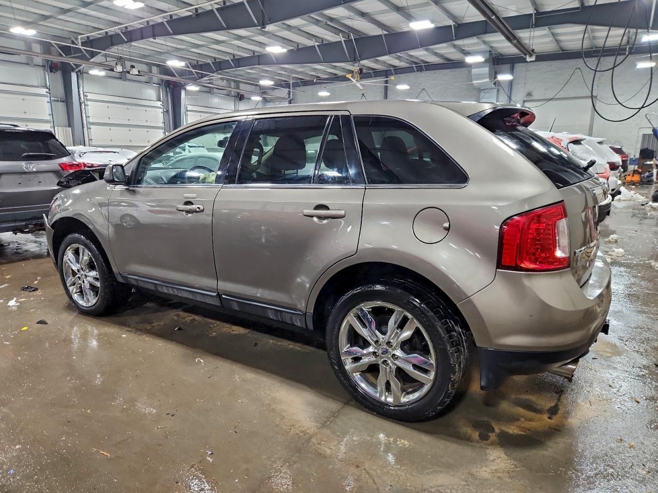 2013 FORD EDGE LIMITED photo 2