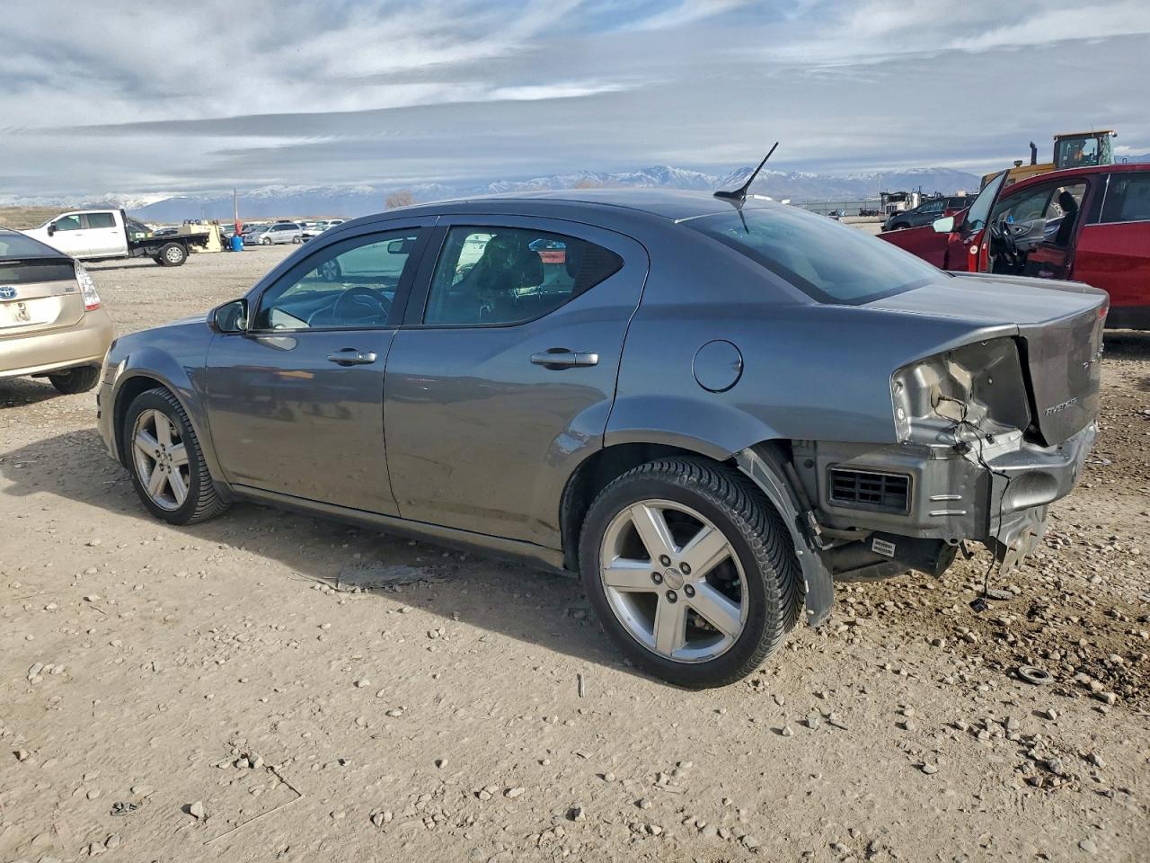 2012 DODGE AVENGER SXT photo 3