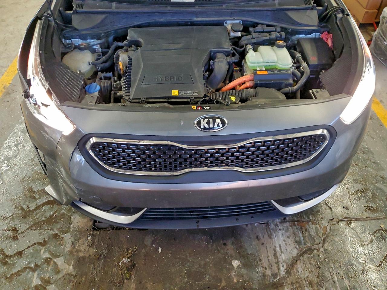 2017 KIA NIRO FE photo 11