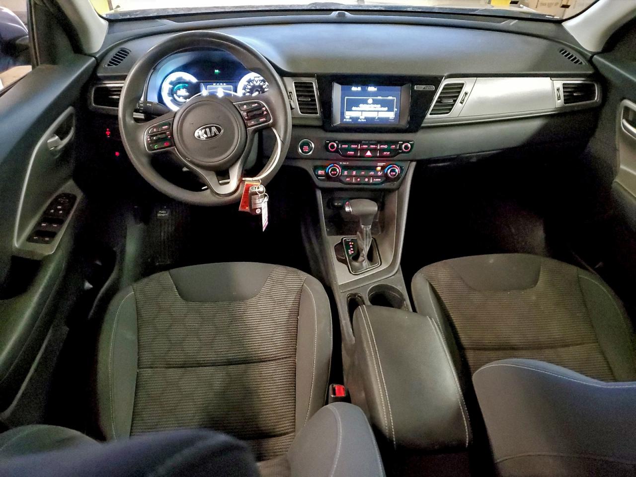 2017 KIA NIRO FE photo 8