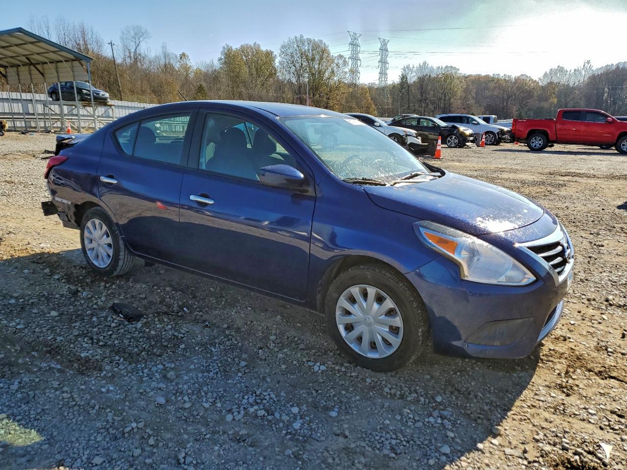 2019 NISSAN VERSA S photo 4