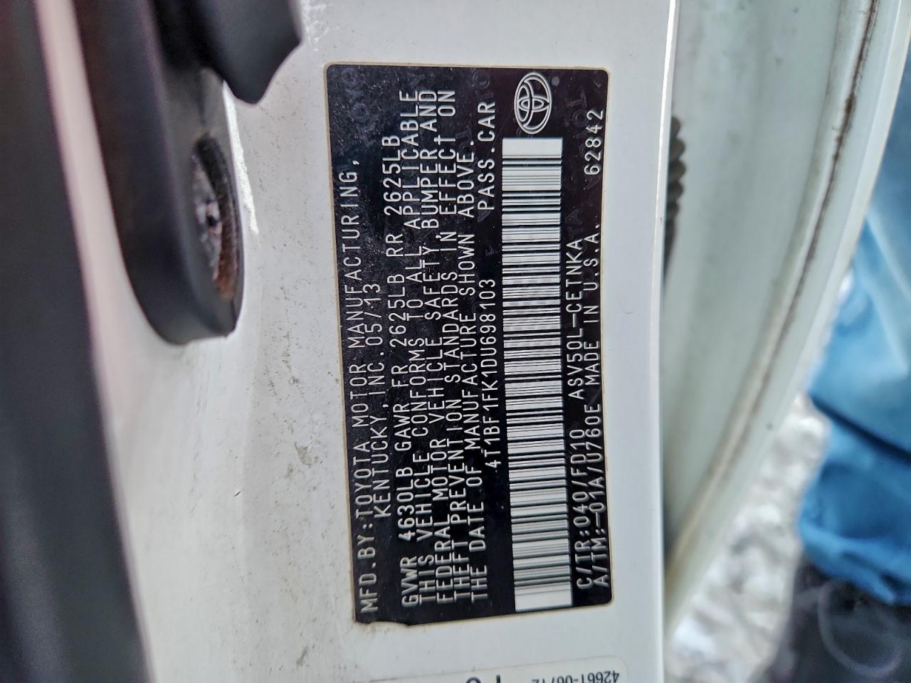 2013 TOYOTA CAMRY L photo 12