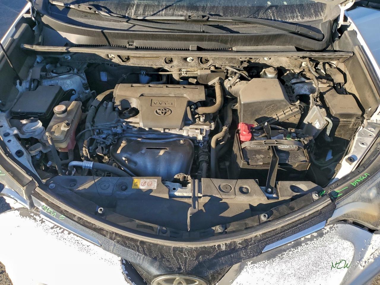 2017 TOYOTA RAV4 XLE photo 12