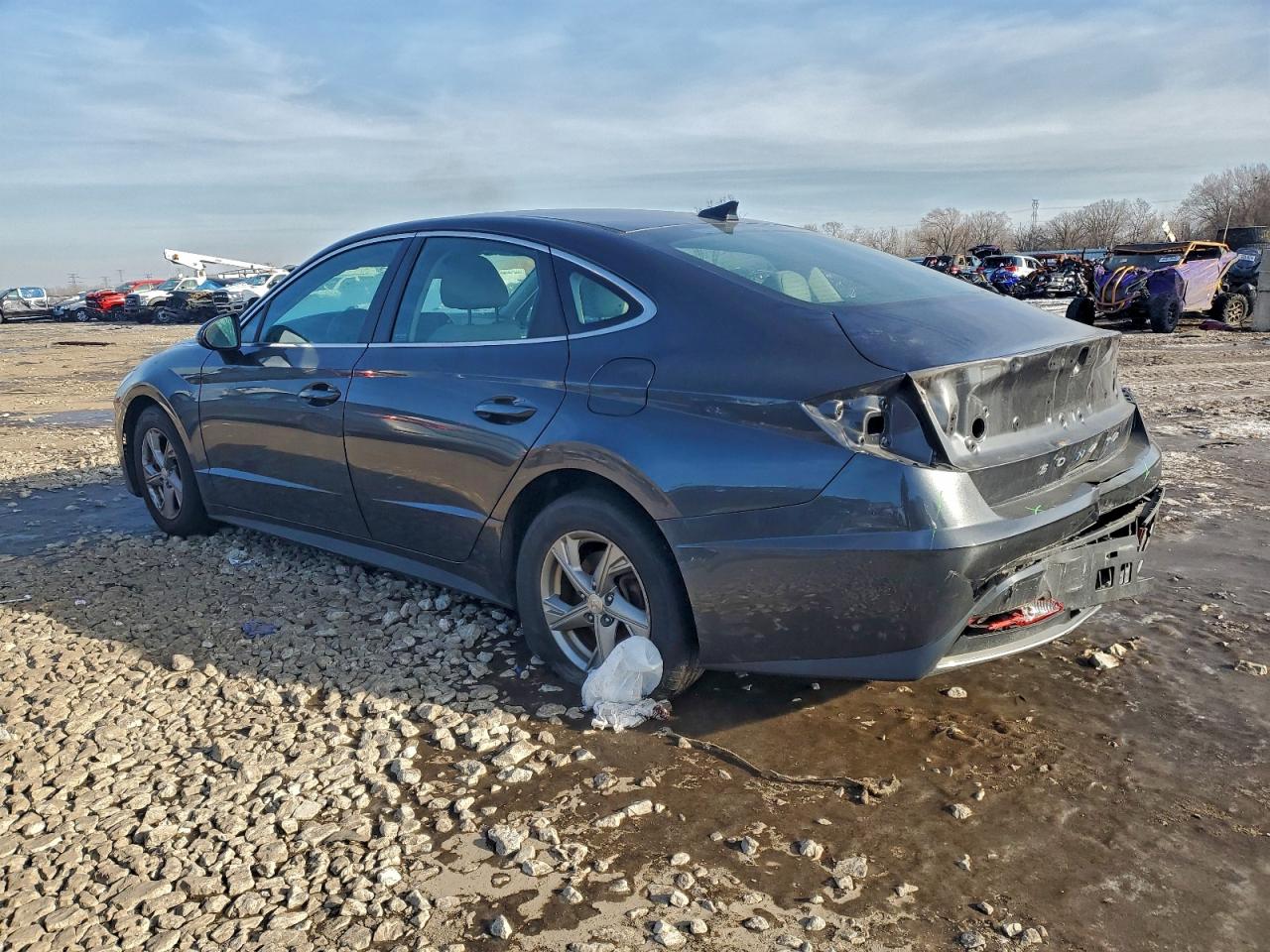 2020 HYUNDAI SONATA SE photo 2
