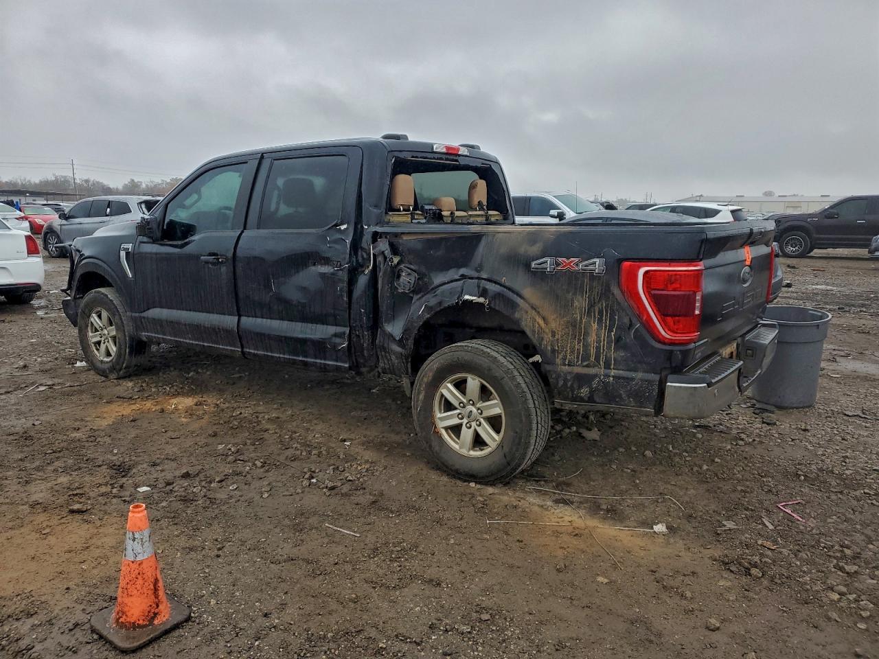 2023 FORD F150 SUPERCREW photo 2