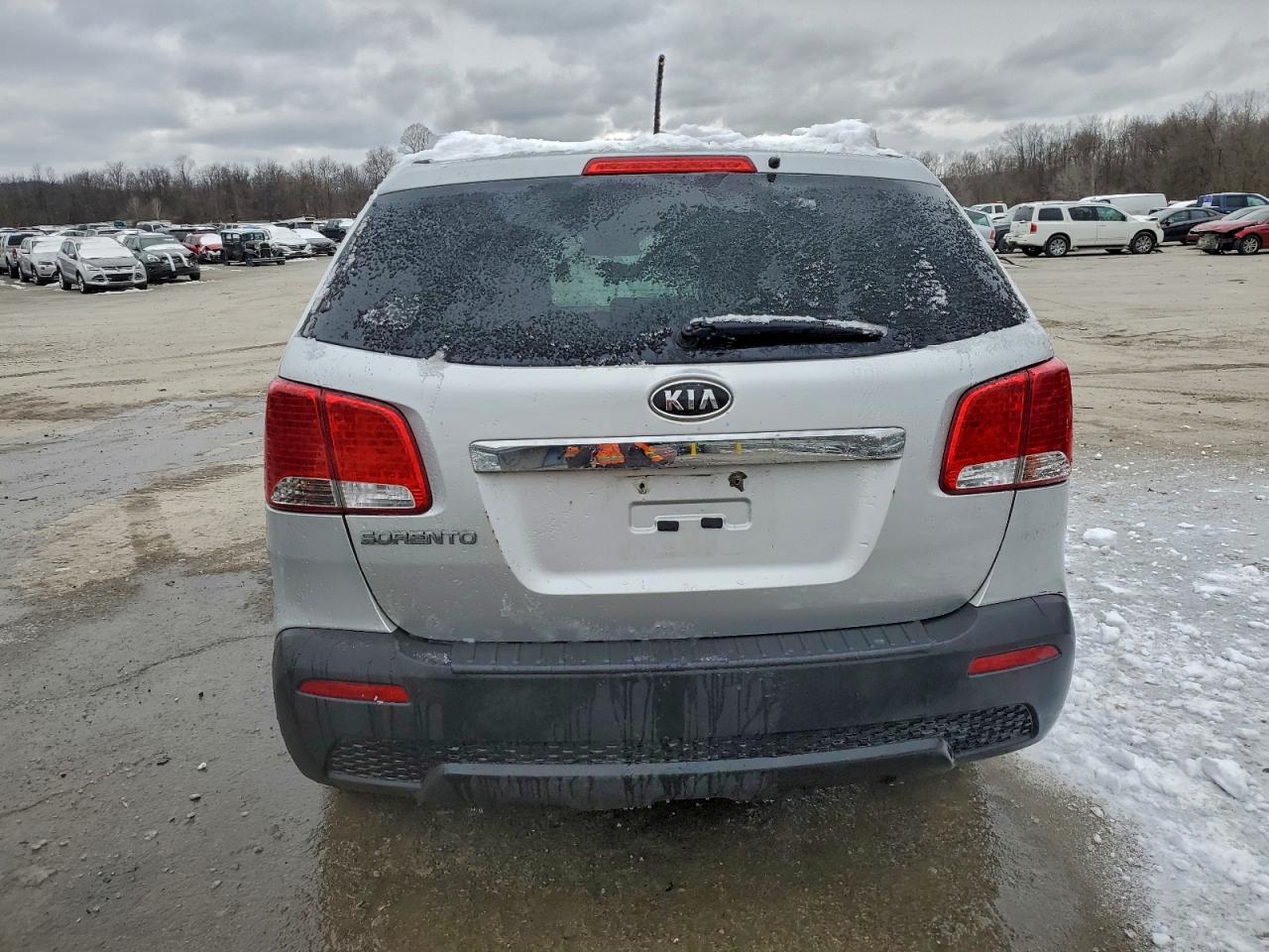 2012 KIA SORENTO BASE photo 6