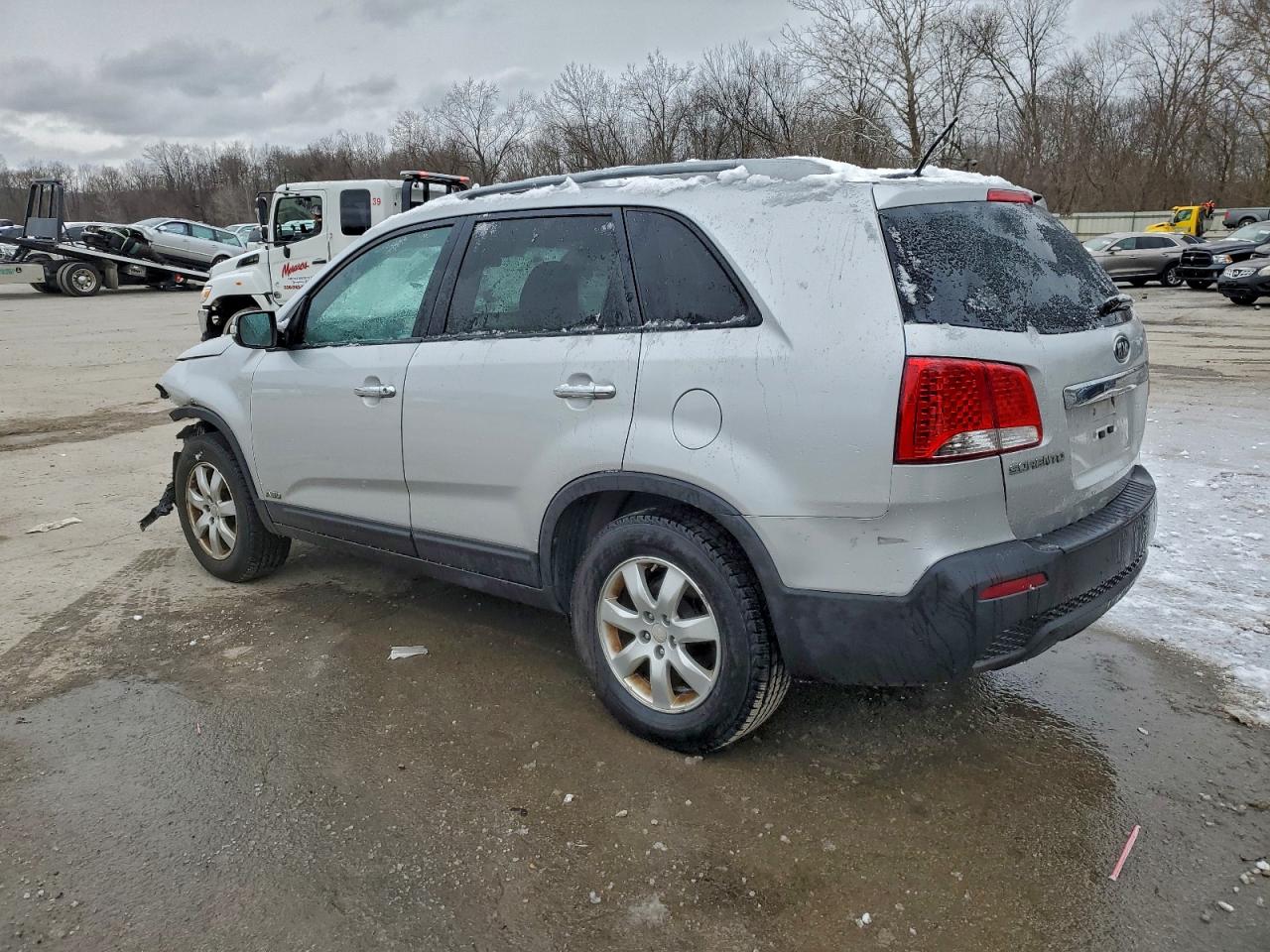 2012 KIA SORENTO BASE photo 2