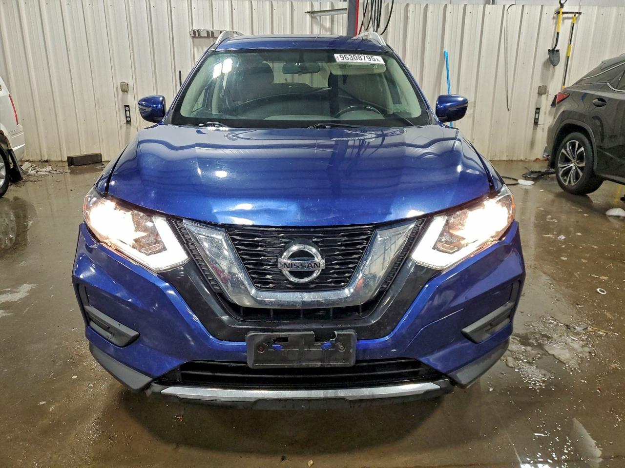 2017 NISSAN ROGUE S photo 5