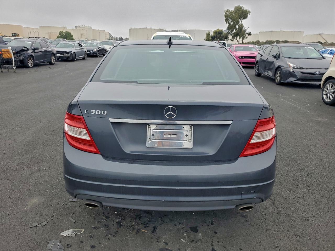 2011 MERCEDES-BENZ C 300 photo 6