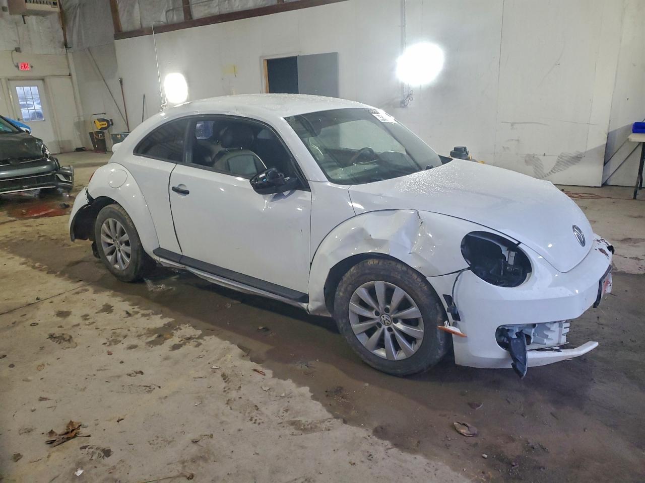 2015 VOLKSWAGEN BEETLE 1.8T photo 7