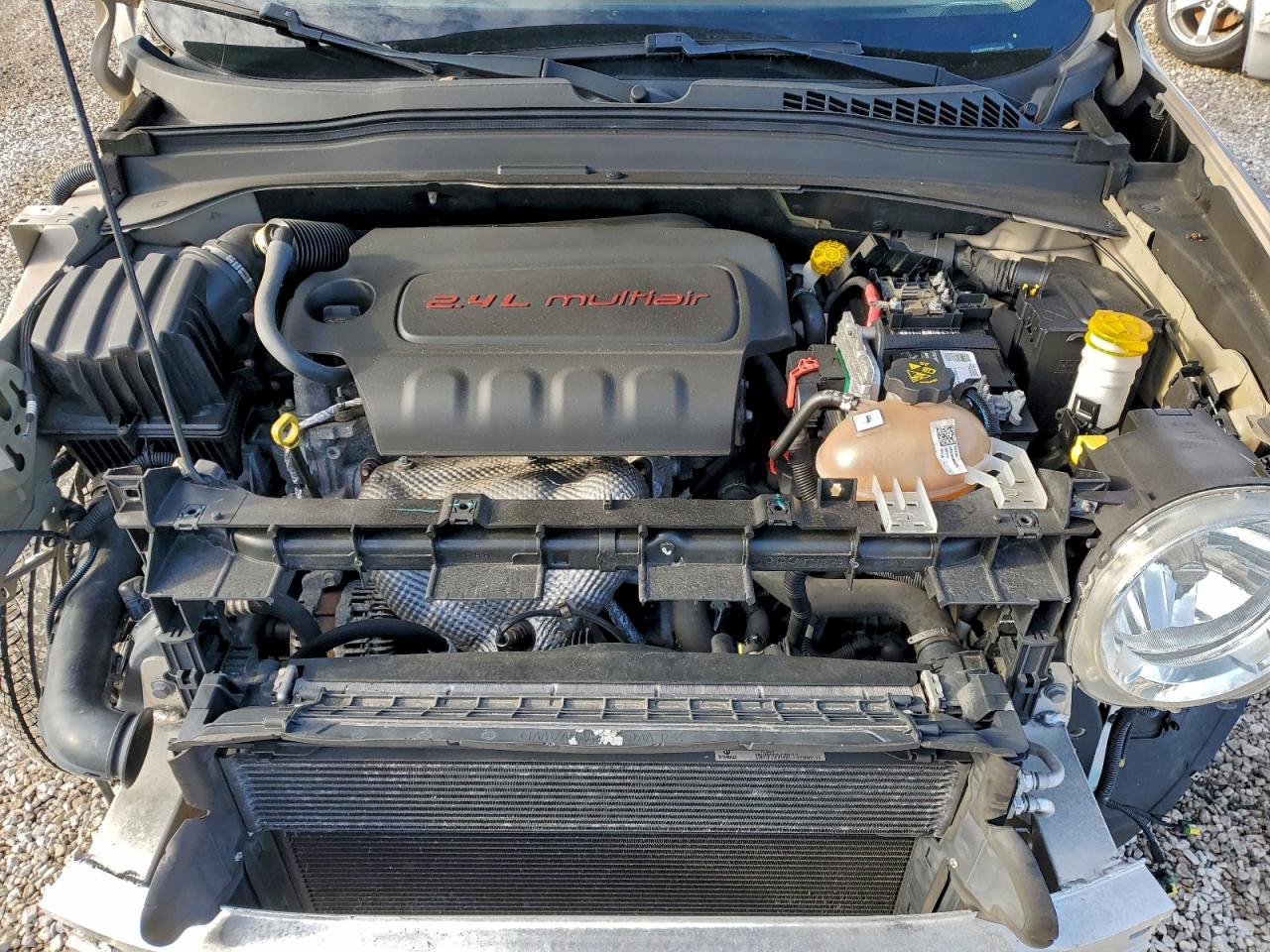 2015 JEEP RENEGADE LIMITED photo 11