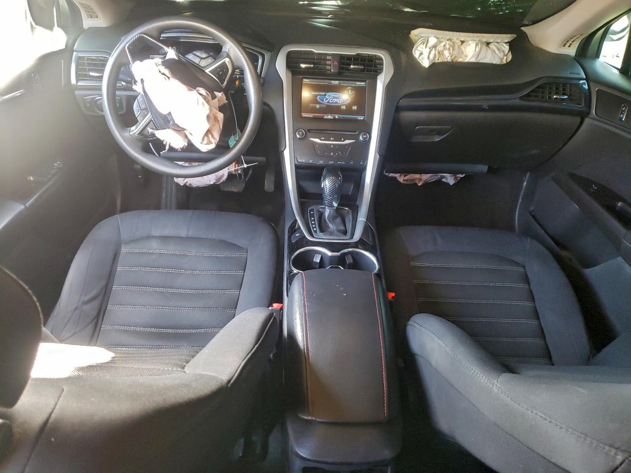 2015 FORD FUSION SE photo 22